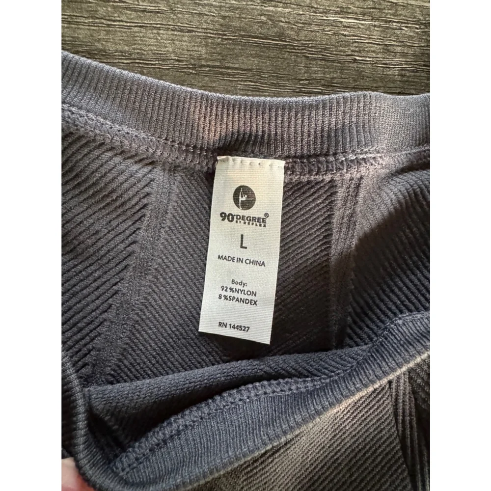 90 DEGREE BY REFLEX NWT women’s charcoal “flex for it” sports bra - Picture 3 of 6